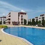 Noks Nessebar B2-216 Sunny Apartamento